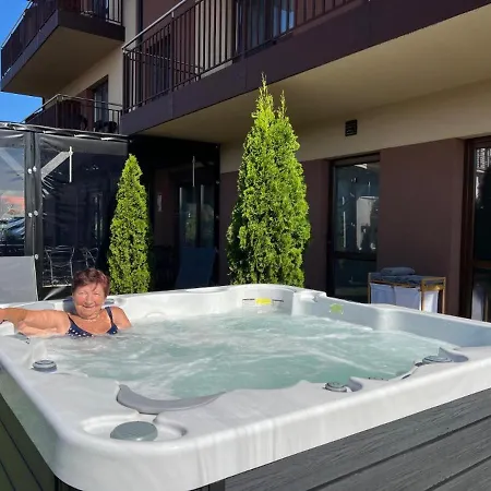 Royal & - Jacuzzi, Sauna, Melex Na Plaze, Masaze, Z Kuchnia, Widok Na Zalew Wislany Penzion