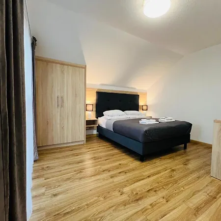 Royal Villa Resort - Jacuzzi, Melex Na Plaze, Apartamenty Z Kuchnia, Widok Na Zalew Wislany 3* Krynica Morska