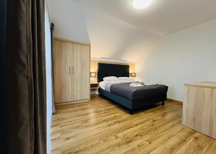 Royal Villa Resort - Jacuzzi, Melex Na Plaze, Apartamenty Z Kuchnia, Widok Na Zalew Wislany 3* Krynica Morska